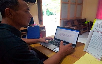 Polisi dari Dukun Magelang Belajar Komputer di LKP Go Smart, Bukti Semangat Upgrade Skill